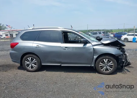 2017 Nissan Pathfinder S z USA, uszkodzony, nr VIN 5N1DR2MM9HC670264